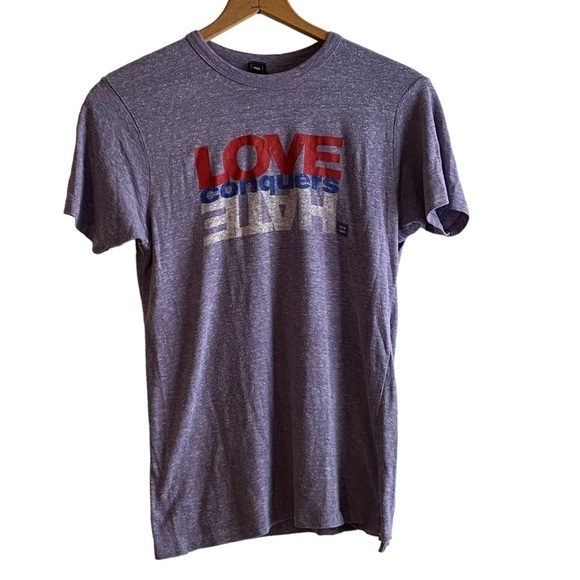 Human Rights Campaign Love Conquers Hate Purple Short Sleeve T-Shirt - Picture 1 of 5